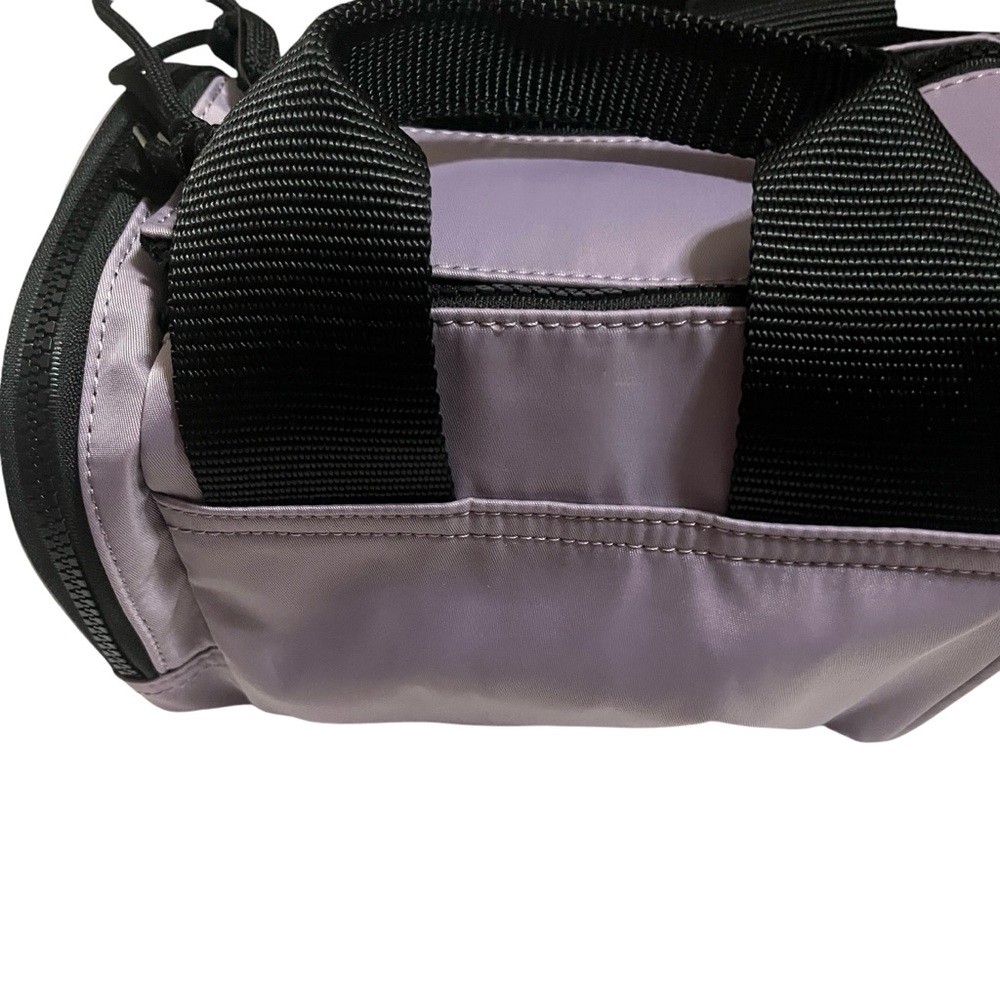 !!SOLD!! FABLETICS LILAC MINI TOTE BAG CROSSBODY PURSE NYLON SHOULDER GYM - Picture 10 of 16